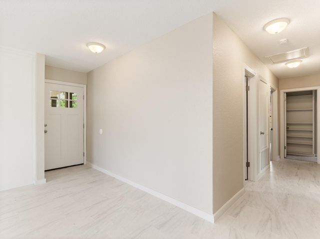 2502 Oak Drive, Bay City, TX 77414