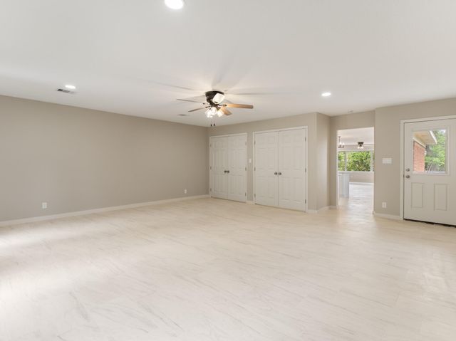 2502 Oak Drive, Bay City, TX 77414
