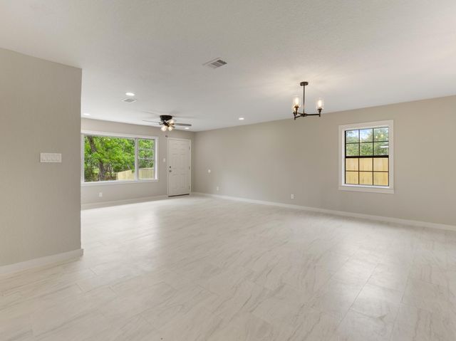 2502 Oak Drive, Bay City, TX 77414