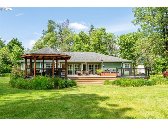 85181 SARVIS BERRY Ln, Eugene, OR 97405