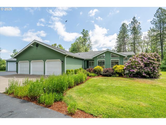 85181 SARVIS BERRY Ln, Eugene, OR 97405