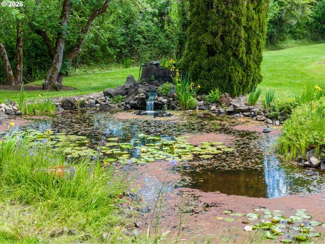 85181 SARVIS BERRY Ln, Eugene, OR 97405