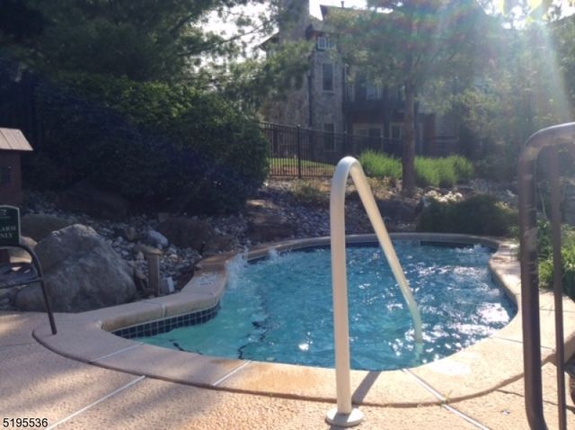 7 Maple Cres 11, Vernon Twp., NJ 07462