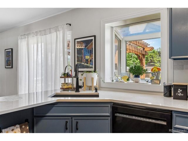 502 Tucson St, Aurora, CO 80011
