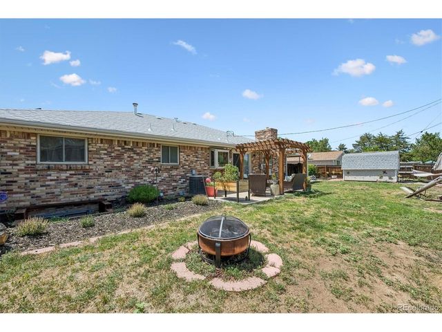 502 Tucson St, Aurora, CO 80011