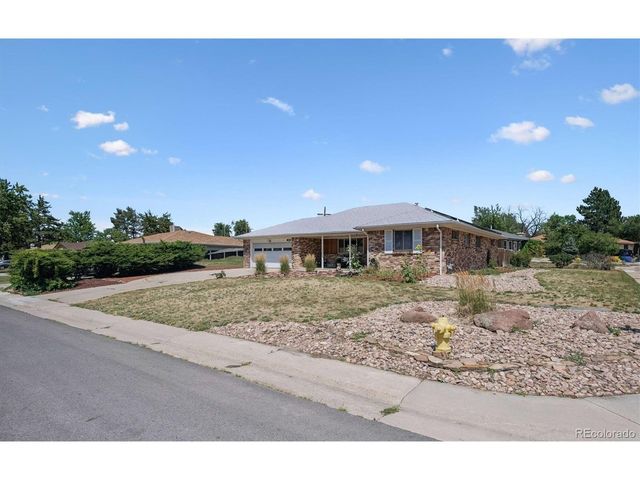 502 Tucson St, Aurora, CO 80011