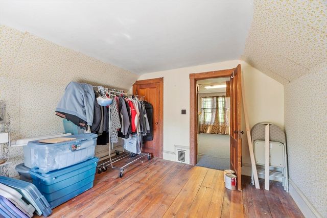 3 Southwick Rd, Peabody, MA 01960