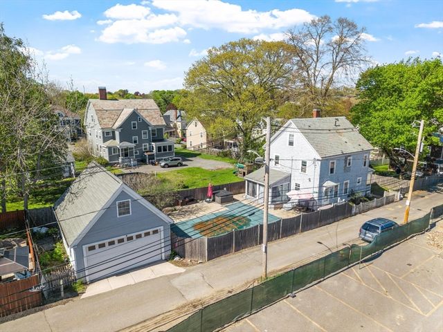 3 Southwick Rd, Peabody, MA 01960