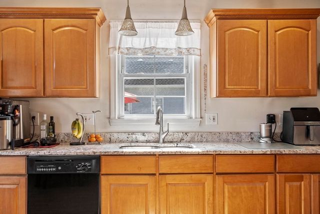 3 Southwick Rd, Peabody, MA 01960