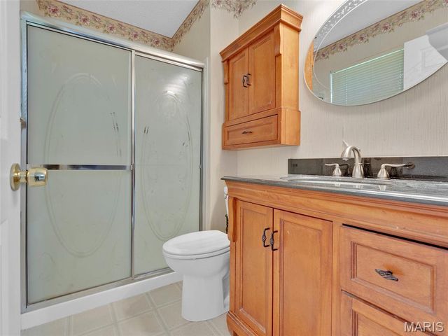 3566 Crowndun Drive, St Louis, MO 63129