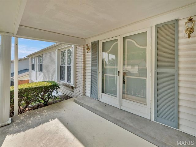 3566 Crowndun Drive, St Louis, MO 63129