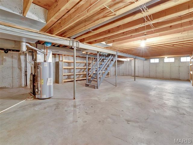 3566 Crowndun Drive, St Louis, MO 63129
