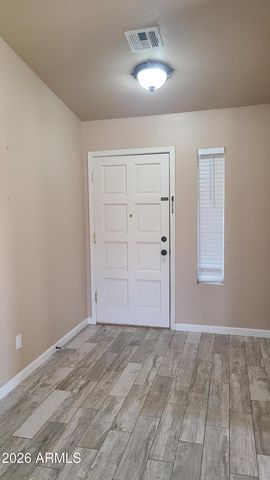 1002 E HEARNE Way, Gilbert, AZ 85234