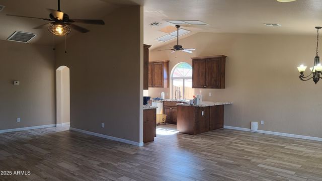 1002 E HEARNE Way, Gilbert, AZ 85234