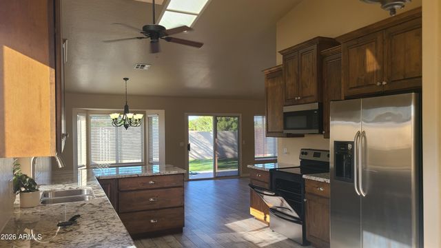 1002 E HEARNE Way, Gilbert, AZ 85234
