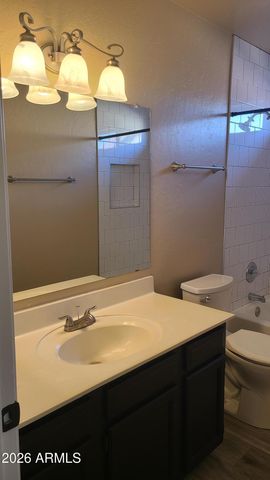 1002 E HEARNE Way, Gilbert, AZ 85234