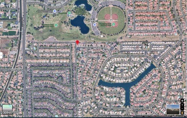 1002 E HEARNE Way, Gilbert, AZ 85234