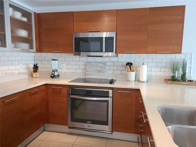 3250 NE 1st Ave 518, Miami, FL 33137