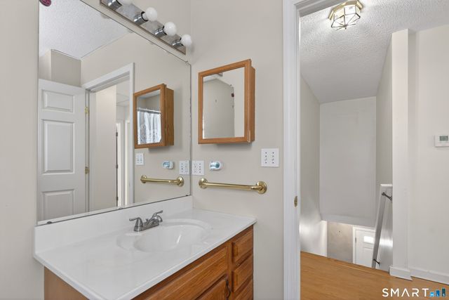 230 White Oak Way, Torrington, CT 06790