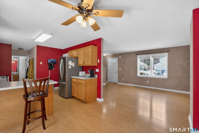 230 White Oak Way, Torrington, CT 06790