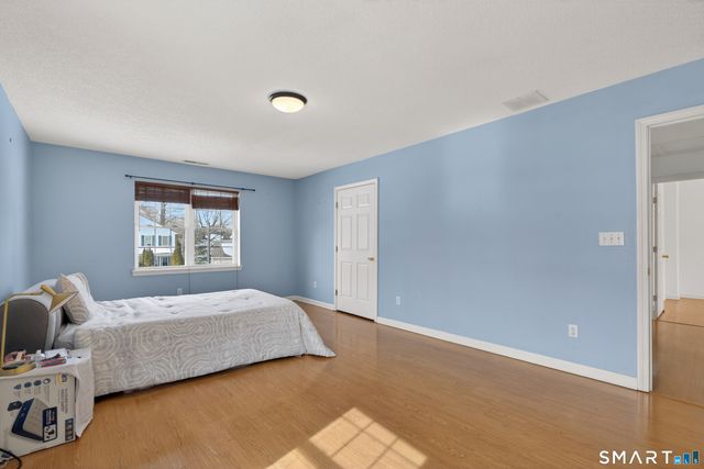 230 White Oak Way, Torrington, CT 06790