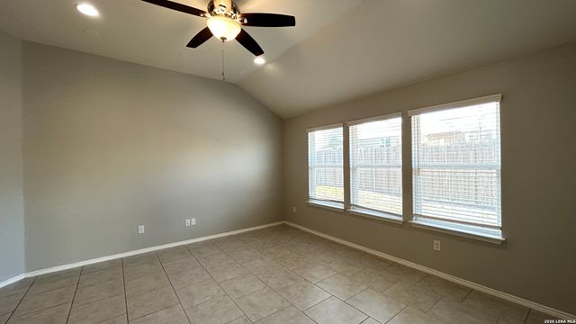 1607 ARGOS STAR, San Antonio, TX 78245