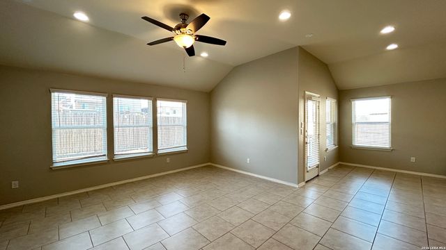 1607 ARGOS STAR, San Antonio, TX 78245