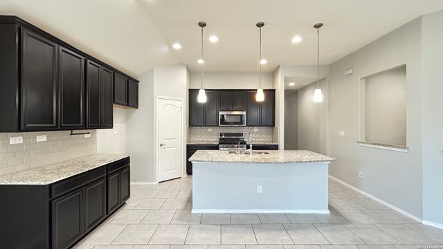 1607 ARGOS STAR, San Antonio, TX 78245