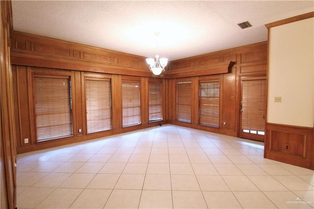 2125 Sabinal Street, Mission, TX 78572