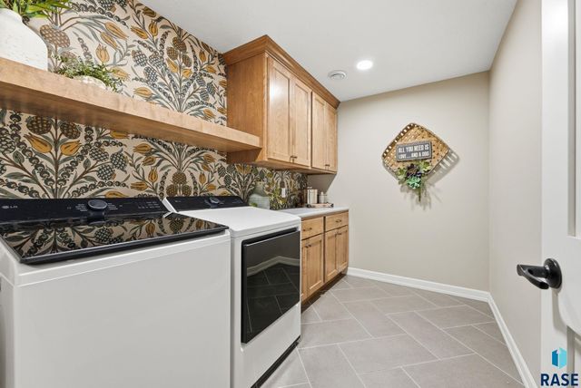 431 Brody Ct Court, Harrisburg, SD 57032