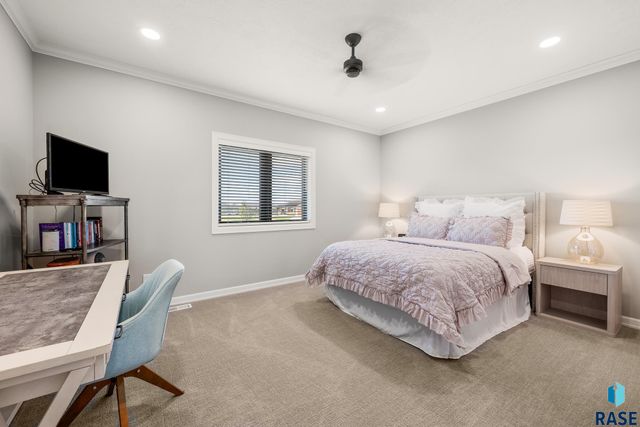 431 Brody Ct Court, Harrisburg, SD 57032