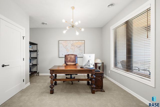 431 Brody Ct Court, Harrisburg, SD 57032