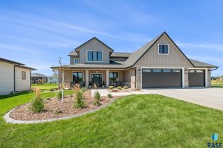 431 Brody Ct Court, Harrisburg, SD 57032