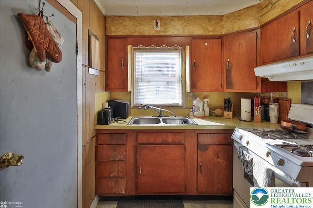 938 North Street, Allentown City, PA 18102