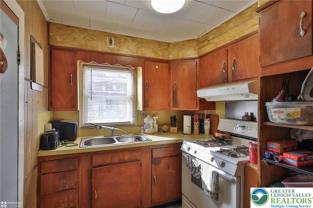 938 North Street, Allentown City, PA 18102