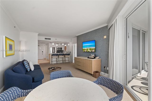 4401 Collins Ave 1706, Miami Beach, FL 33140