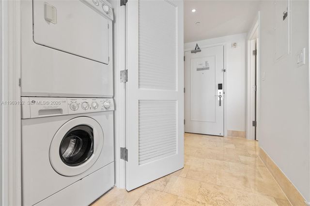 4401 Collins Ave 1706, Miami Beach, FL 33140