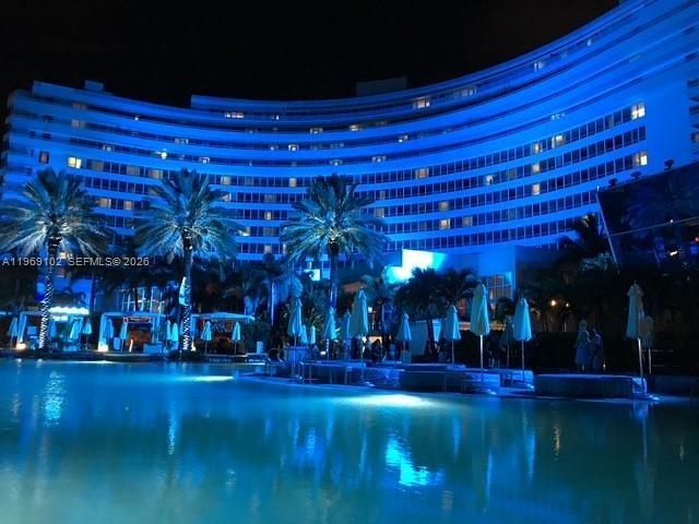 4401 Collins Ave 1706, Miami Beach, FL 33140