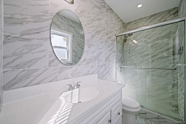 127-18 89th Avenue, Richmond Hill, NY 11418