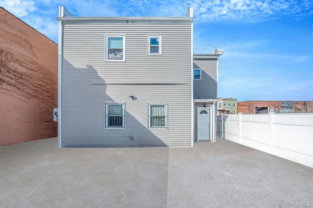 127-18 89th Avenue, Richmond Hill, NY 11418