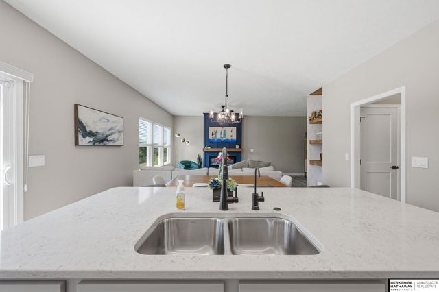 9520 S 181st Street, Gretna, NE 68136