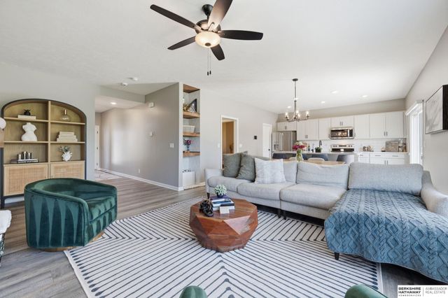 9520 S 181st Street, Gretna, NE 68136