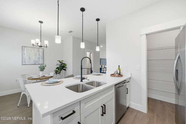 1308 1ST Avenue N, Jacksonville Beach, FL 32250