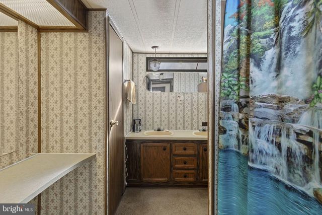 1524 RIDGE RD, Whiteford, MD 21160