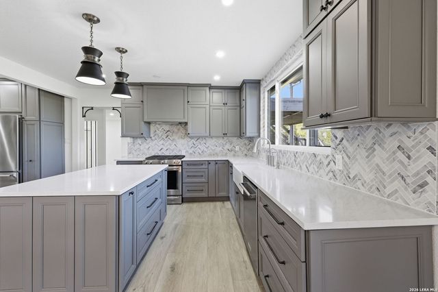 28 Byron, Boerne, TX 78006