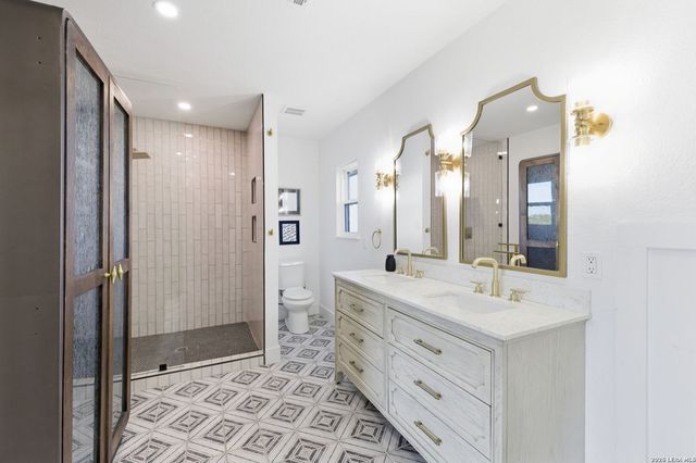 28 Byron, Boerne, TX 78006