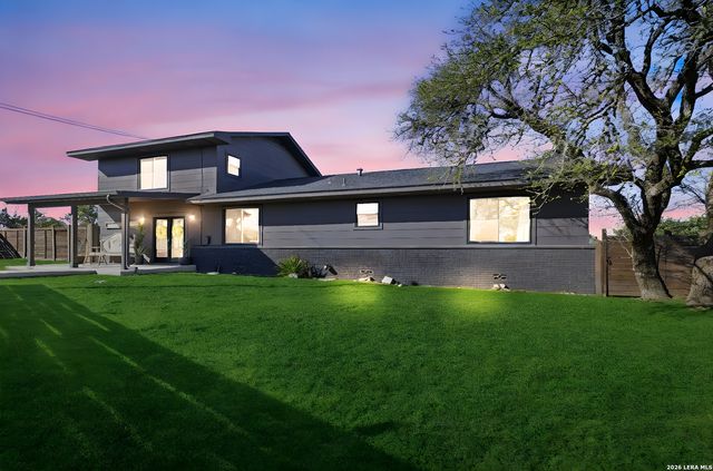 28 Byron, Boerne, TX 78006