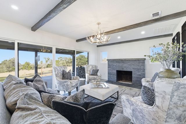 28 Byron, Boerne, TX 78006