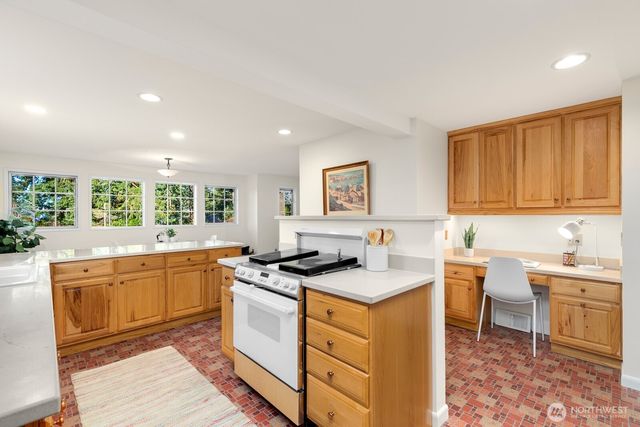 12749 3rd Avenue NW, Seattle, WA 98177