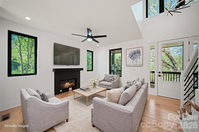 213 New Stock Road, Asheville, NC 28804